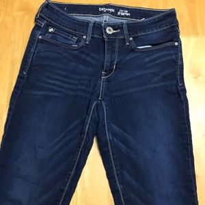 Levi’s Denizen low rise jeggings juniors